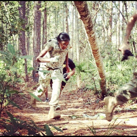 Meet Your Posher, Jordan! - Picture 2 of 4